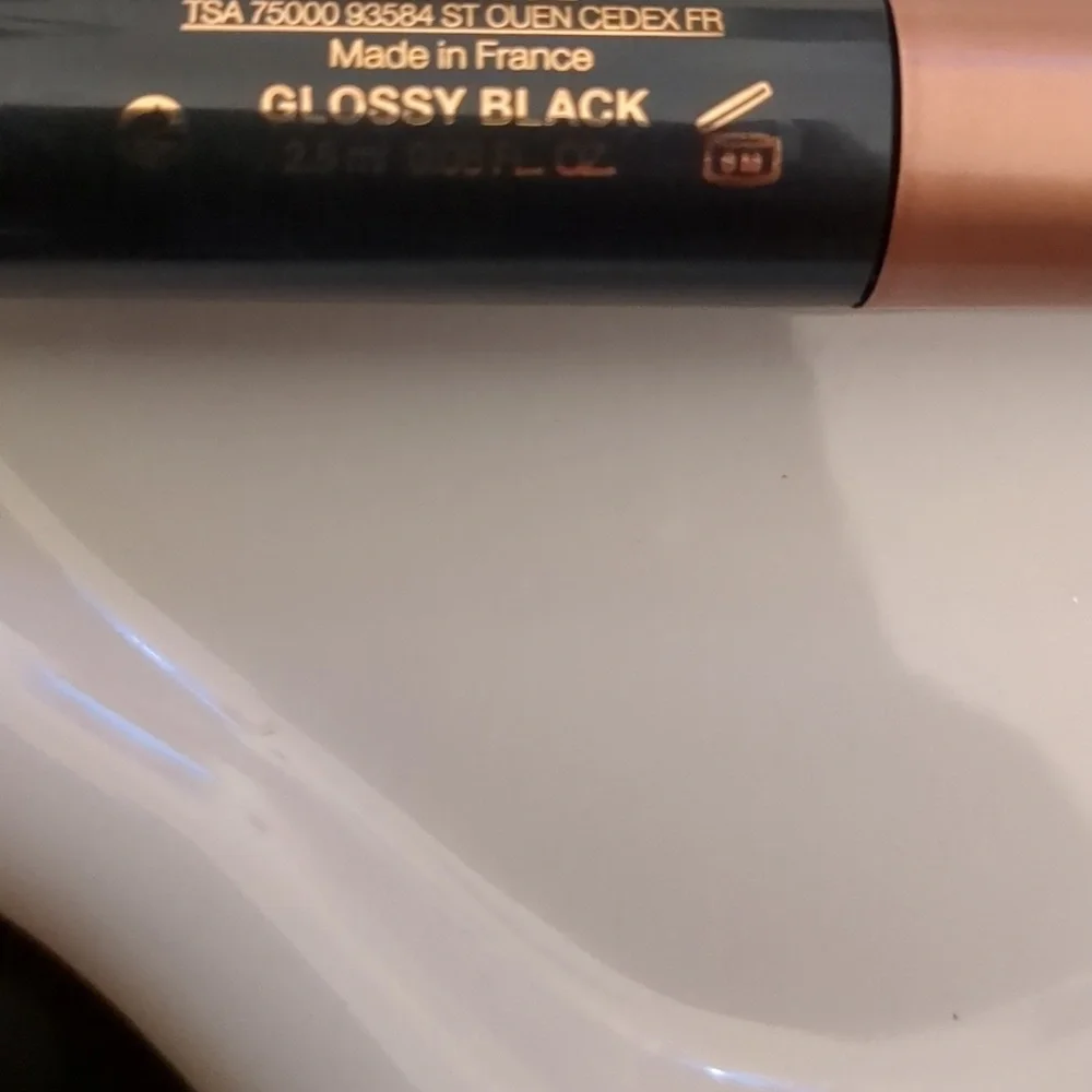 Mascara